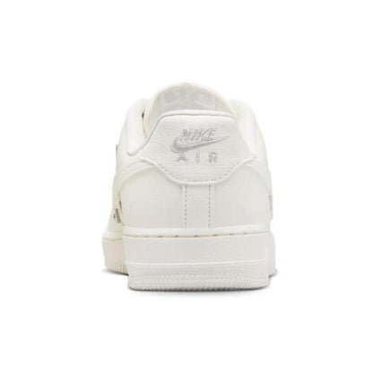 NIKE ナイキ レディース W AIR FORCE 1 '07 LV8 エア フォース 1 ‘07 LV8 IV4727-133