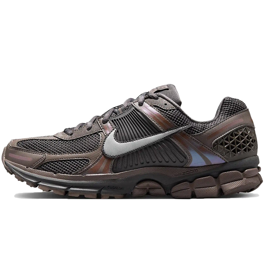 NIKE ナイキ メンズ シューズ ZOOM VOMERO 5 ズーム ボメロ 5 HF5493-201