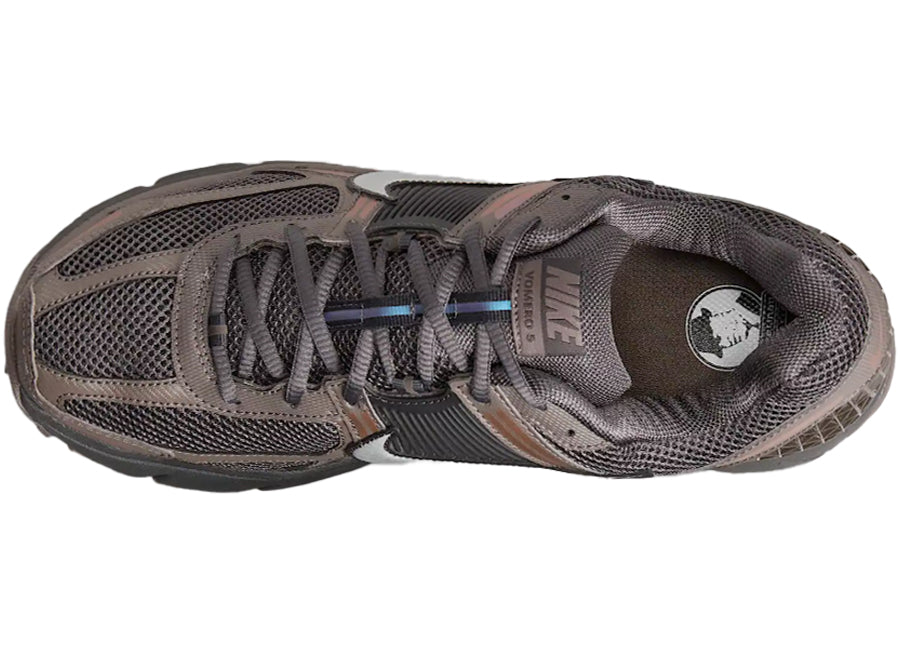 NIKE ナイキ メンズ シューズ ZOOM VOMERO 5 ズーム ボメロ 5 HF5493-201