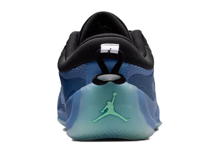 NIKE ナイキ レディース WMNS JORDAN HEIR SERIES 2 PF ジョーダン エアー シリーズ 2 PF IR0956-400