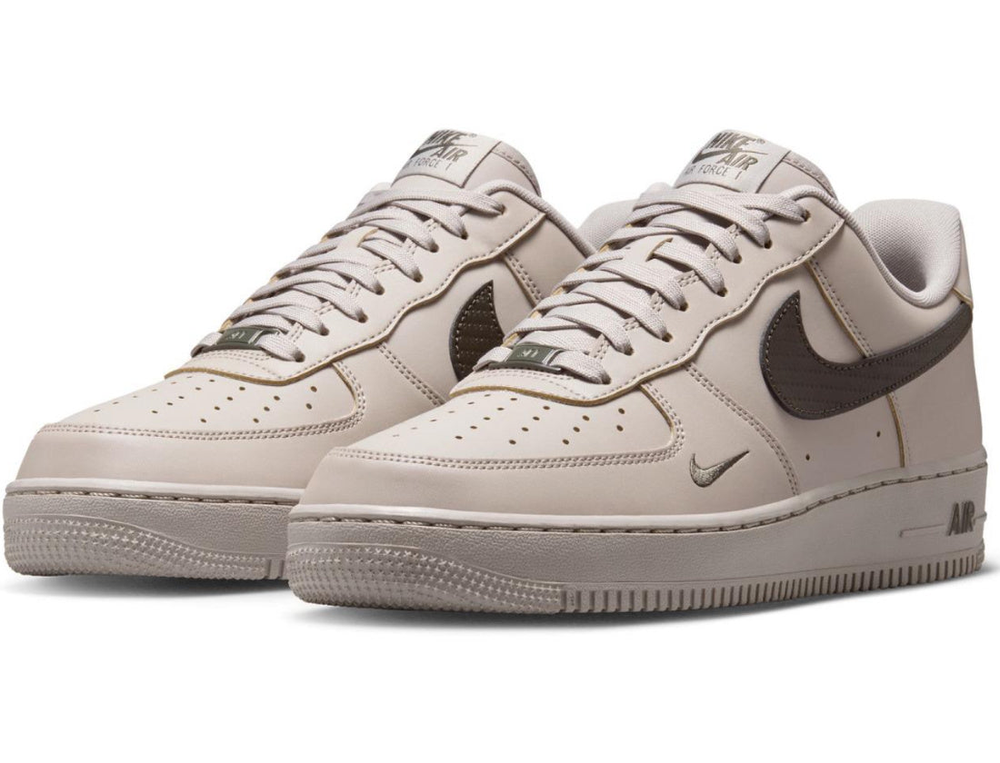 NIKE ナイキ メンズ AIR FORCE 1 '07 エア フォース 1 '07 IV5732-002